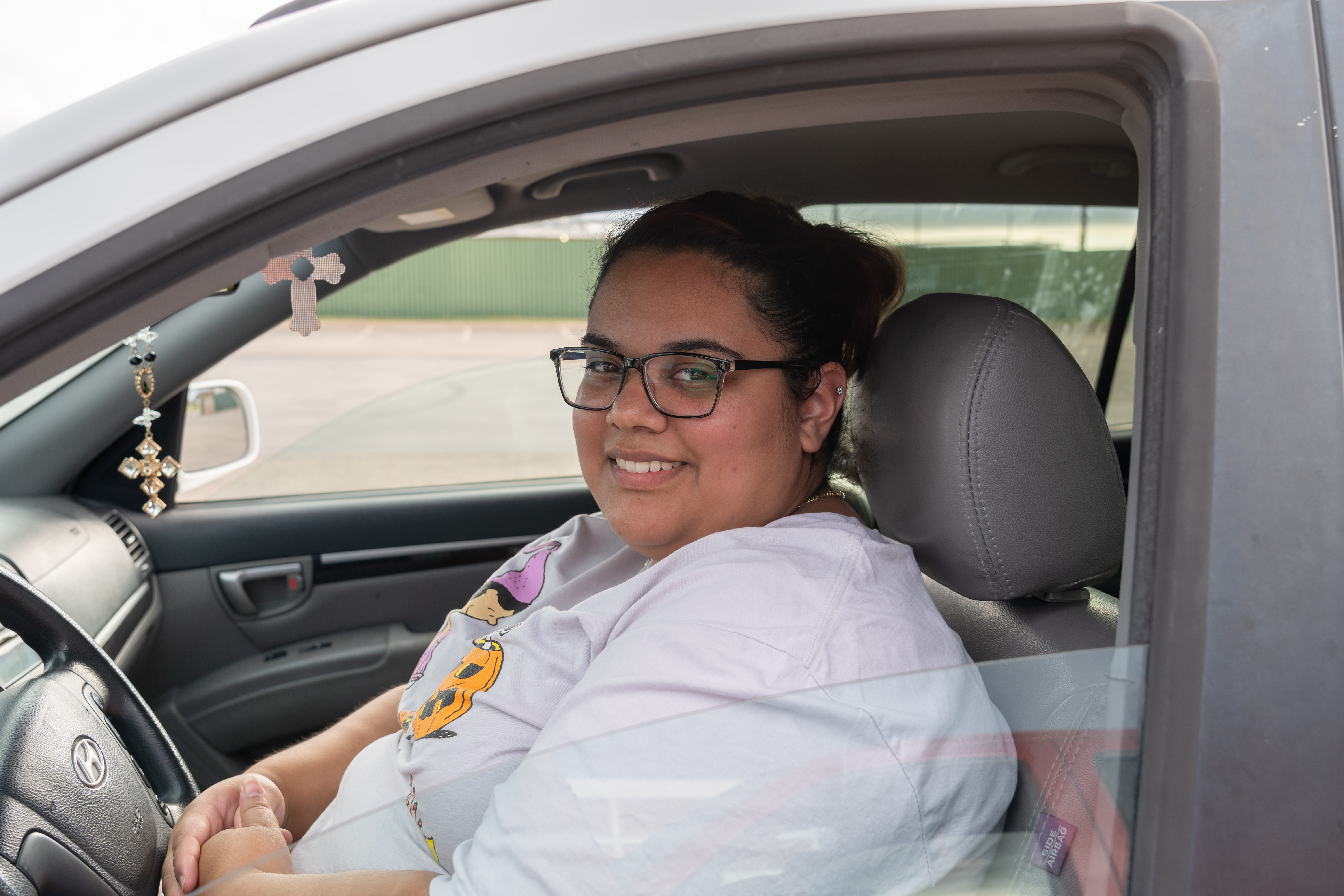 With High Grocery Costs, Mother Turns to Food Bank Mobile Pantry to Ensure Kids Have Healthy School Meals