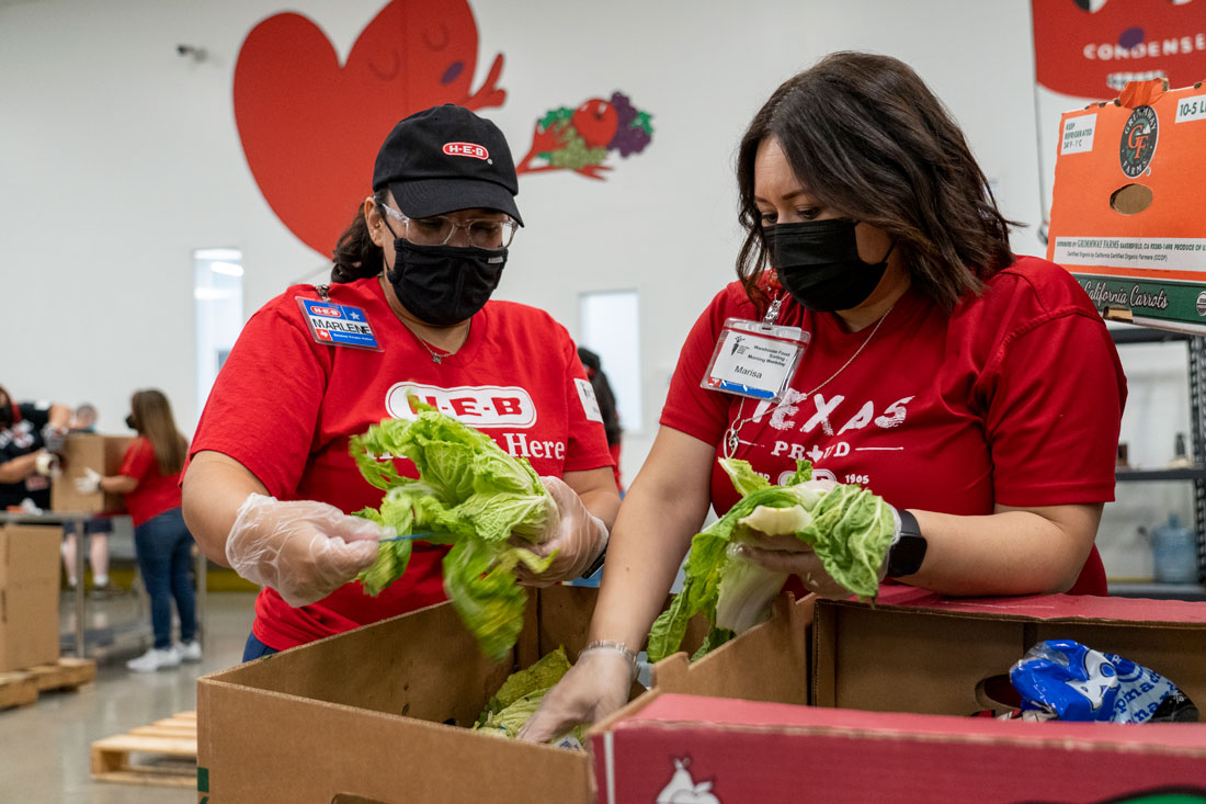 H-E-B Partners Celebrate Hispanic Heritage Month at the Food Bank