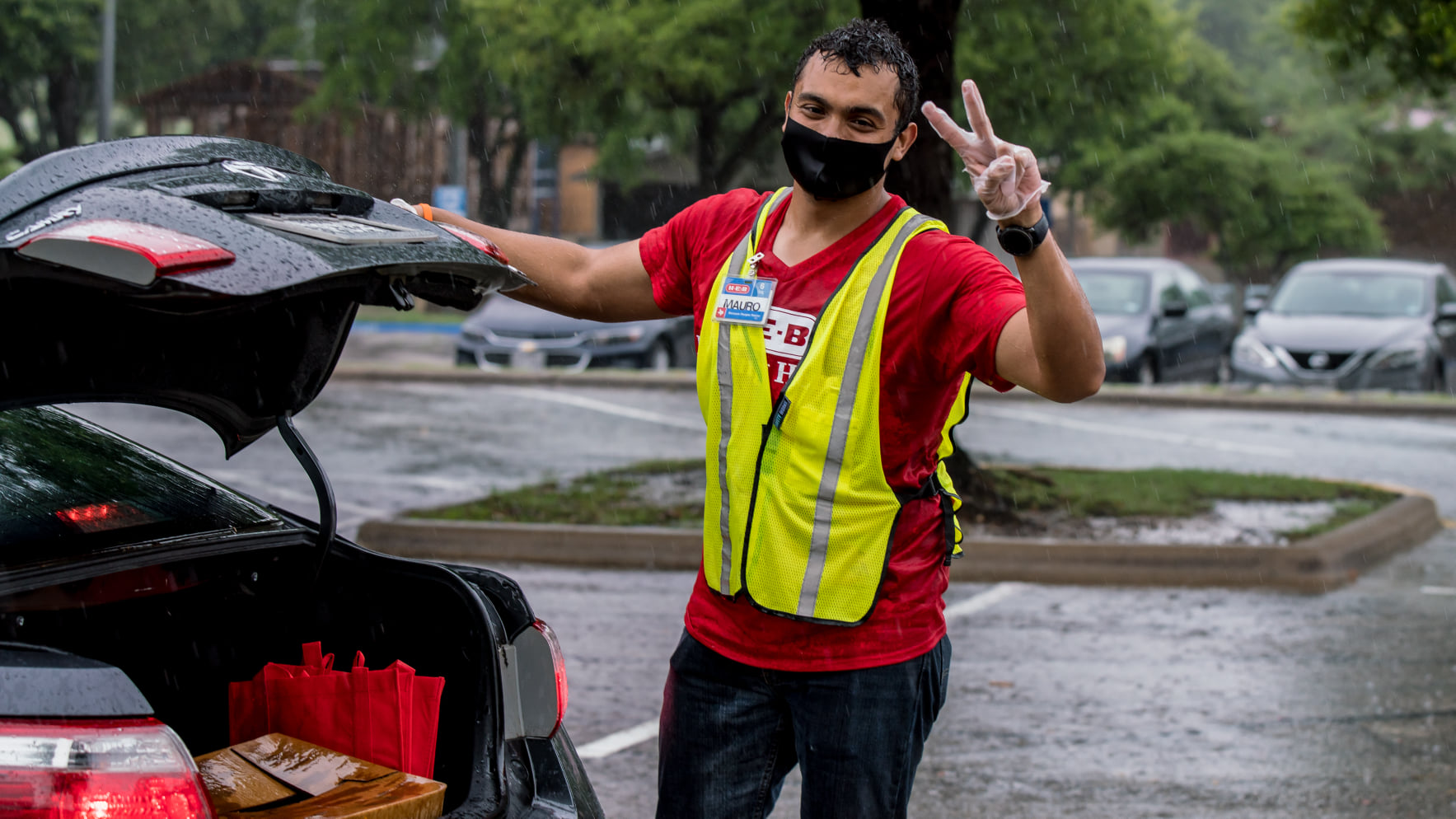 H-E-B’s Summer of Giving Initiative Nourishes Central Texans
